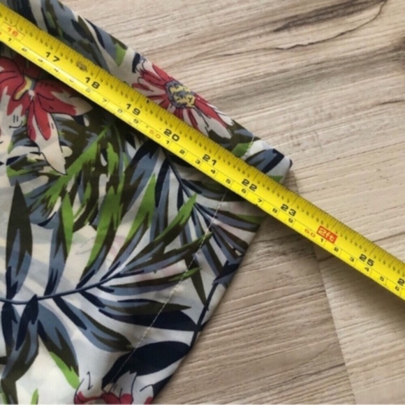 Guess Tropical Floral Kimono - Picture 9 of 9